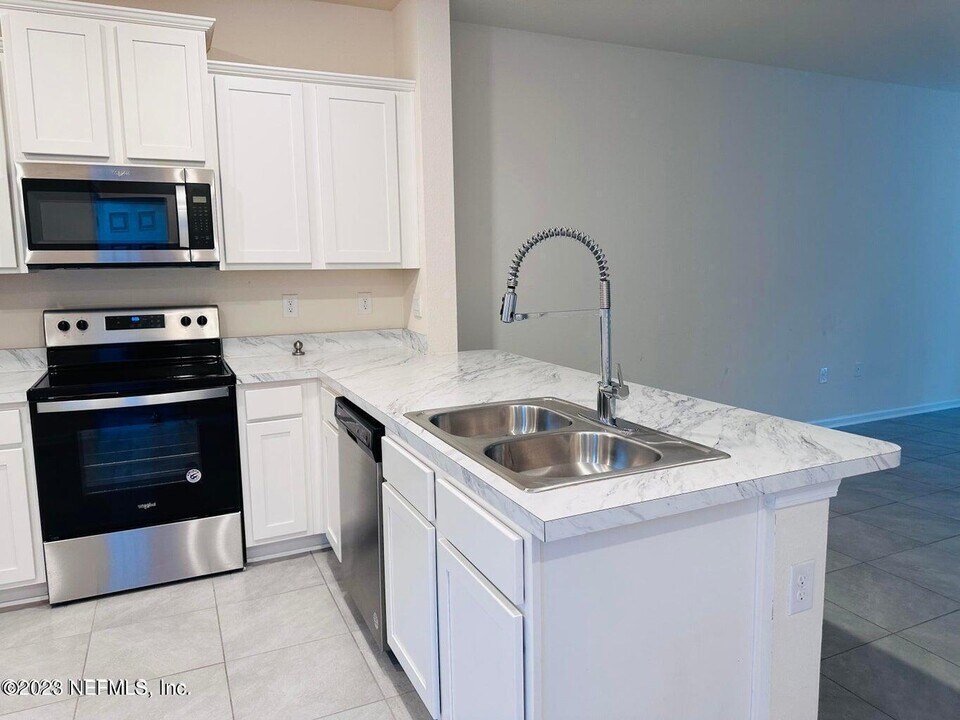 97 Pomona Wy in St. Augustine, FL - Building Photo