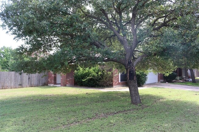 property at 701 Johnny Bench