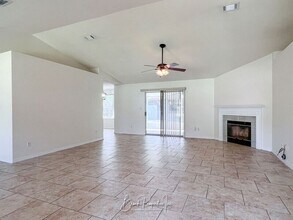 2511 Southern Oaks Dr in Cantonment, FL - Building Photo - Building Photo