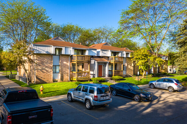 Flushing Valley Apartments photo'