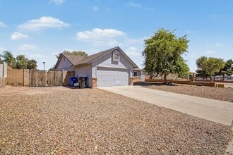 1231 N 72nd St in Mesa, AZ - Building Photo - Building Photo