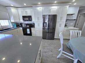 679 94th Ave N in Naples, FL - Building Photo - Building Photo