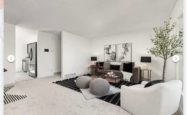 1474 S Helena Cir in Aurora, CO - Building Photo - Building Photo