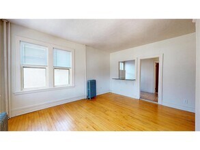 1917 Emerson Ave S in Minneapolis, MN - Building Photo - Building Photo