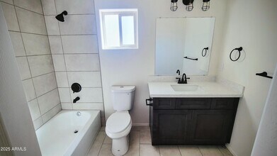 24508 W Duane Ln in Wittmann, AZ - Building Photo - Building Photo