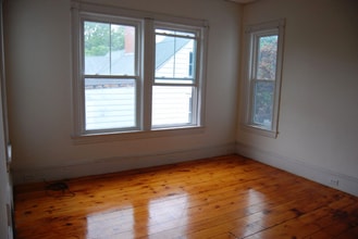 322 Merrimac St in Newburyport, MA - Building Photo - Building Photo