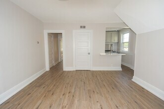 The Lorrie in Pittsburgh, PA - Building Photo - Floor Plan