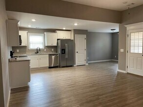 303 Laurel Woods Dr in Warner Robins, GA - Building Photo - Building Photo