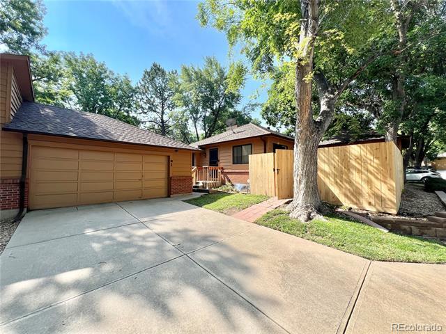 21 S Eagle Cir in Aurora, CO - Building Photo - Building Photo