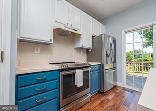 1036 Lily Way in Odenton, MD - Building Photo - Building Photo