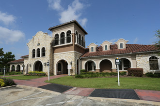 Heritage Estates in Houston, TX - Building Photo - Building Photo