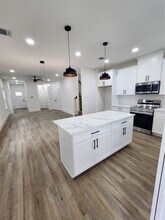 650 Everett St in Conroe, TX - Building Photo - Building Photo