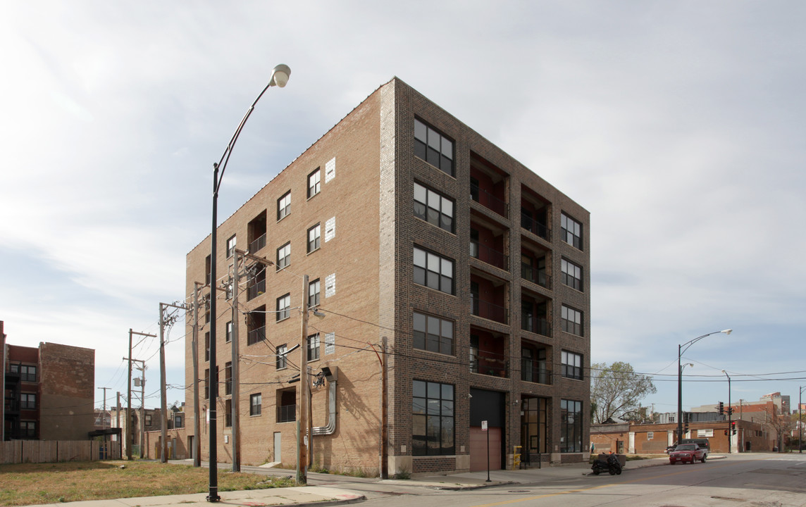 809 E 40th St in Chicago, IL - Foto de edificio