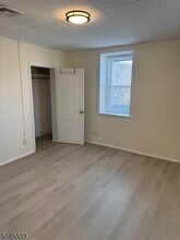 14 Church St in Oxford, NJ - Building Photo - Building Photo