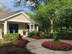 Villages of Greene Valley in Woodridge, IL - Foto de edificio - Building Photo