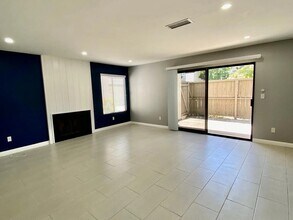 450 W Vermont Ave in Escondido, CA - Building Photo - Building Photo