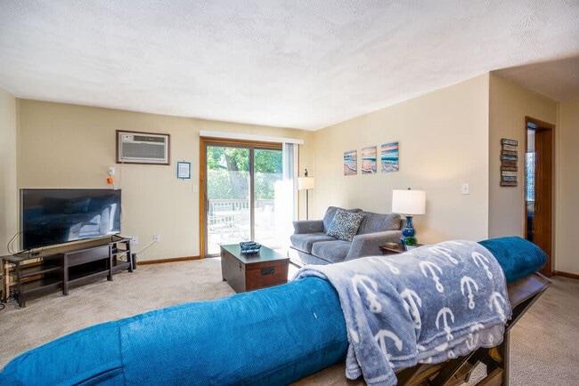 6542 Bella Vista Dr NE