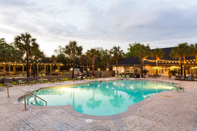 Riverland Woods in Charleston, SC - Building Photo - Building Photo