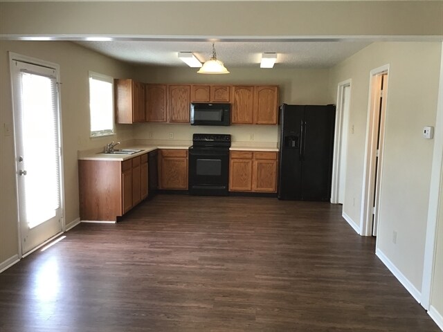6805 W Littleton Dr in McCordsville, IN - Building Photo - Building Photo