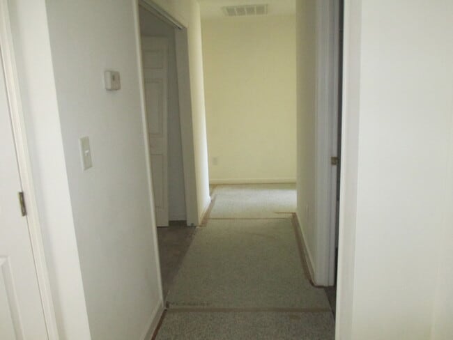 103 Eagle Trail in New Bern, NC - Foto de edificio - Building Photo