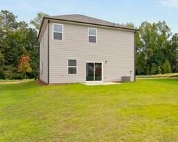 740 Warm Rays Wy in Acworth, GA - Foto de edificio - Building Photo