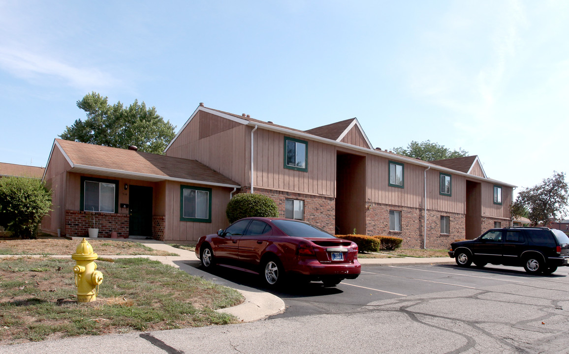 Heather Heights Apartments in Martinsville, IN - Building Photo