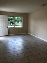 848 Chippendale St in Deltona, FL - Building Photo - Building Photo