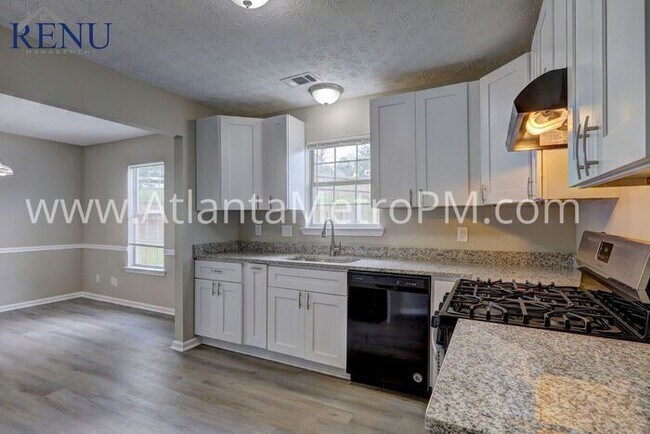 1030 Maple Leaf Ridge photo'