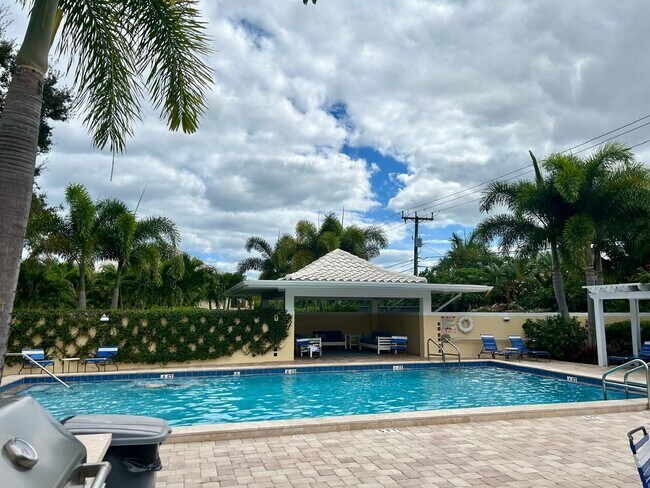 1 SE Turtle Creek Dr in Tequesta, FL - Building Photo - Building Photo