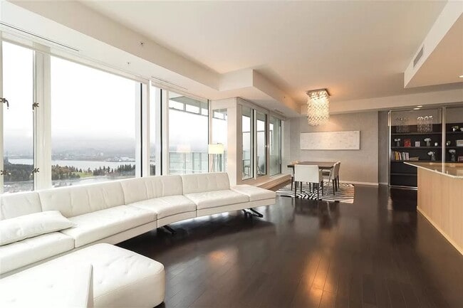 1011 Cordova St W in Vancouver, BC - Building Photo - Building Photo