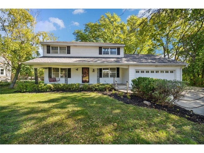 property at 10527 Morgan Ave S