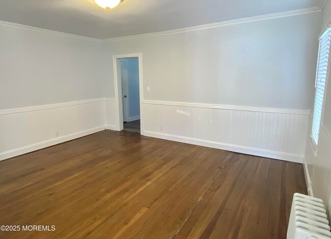 410 Park Pl Ave in Bradley Beach, NJ - Foto de edificio - Building Photo