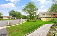 10203 Quayle Ct in Manassas, VA - Foto de edificio - Building Photo