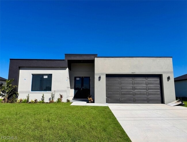 property at 1027 Kismet Pkwy W