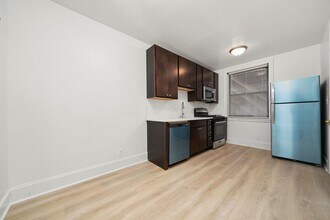 2633 1/2 N Spaulding Ave in Chicago, IL - Building Photo - Building Photo