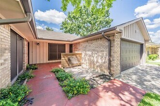 3503 Cotillion Dr in Arlington, TX - Foto de edificio - Building Photo