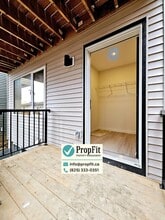 7344 Klapstein Cres SW, Unit Ground Floor in Edmonton, AB - Building Photo - Building Photo