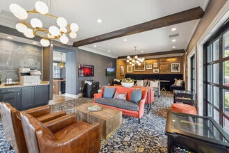 Graham Park at the Highlands in Columbus, OH - Foto de edificio - Building Photo