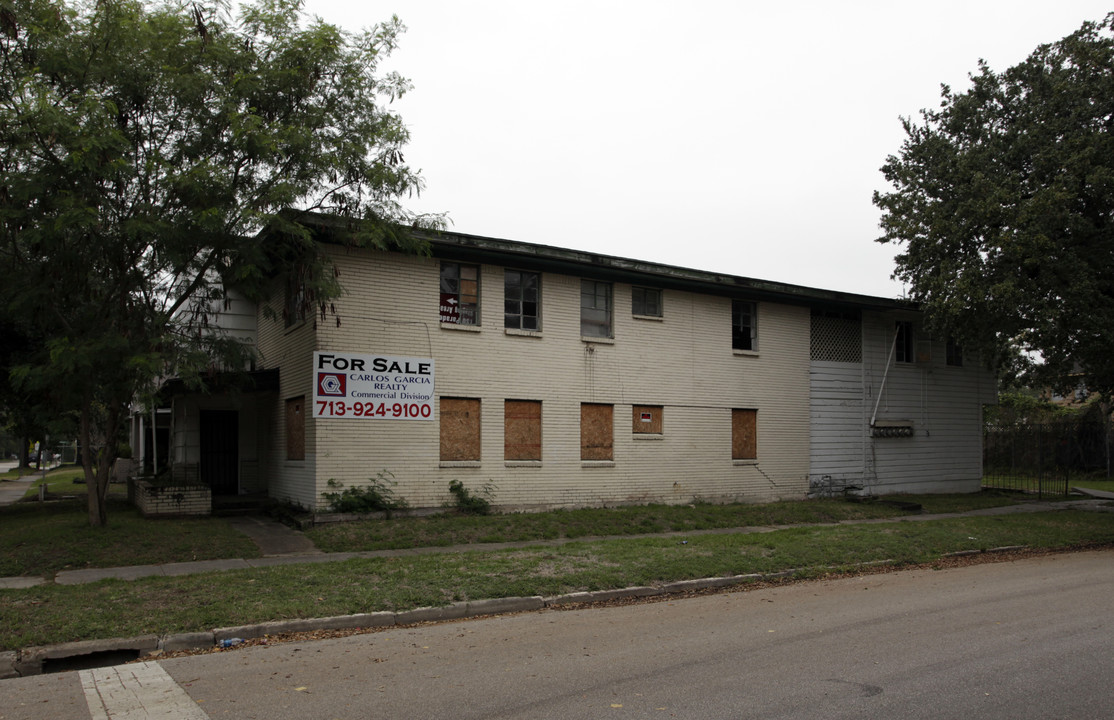 1621 Wentworth St in Houston, TX - Building Photo