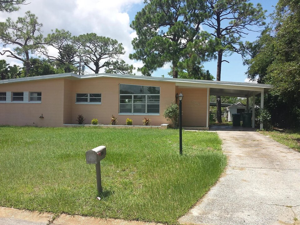1106 Myrtle Ln in Cocoa, FL - Foto de edificio
