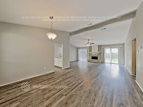 200 Kalmia Dr in Arlington, TX - Building Photo - Building Photo