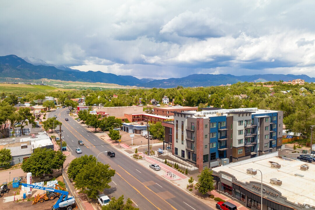 532 CO in Colorado Springs, CO - Foto de edificio