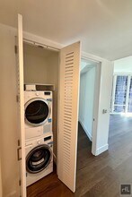 East 44th Street in New York, NY - Building Photo - Building Photo