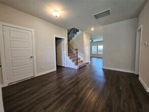 22039 Juniper Crossing Dr in Roman Forest, TX - Building Photo - Building Photo