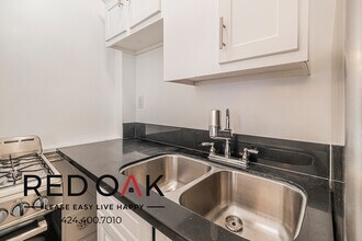 535 S Gramercy Pl in Los Angeles, CA - Building Photo - Building Photo
