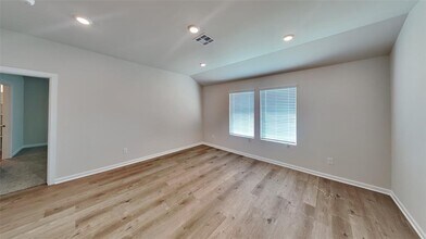 10308 NW 28th St in Oklahoma City, OK - Building Photo - Building Photo