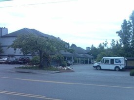 Poplar Lane Apartments in Lynnwood, WA - Building Photo