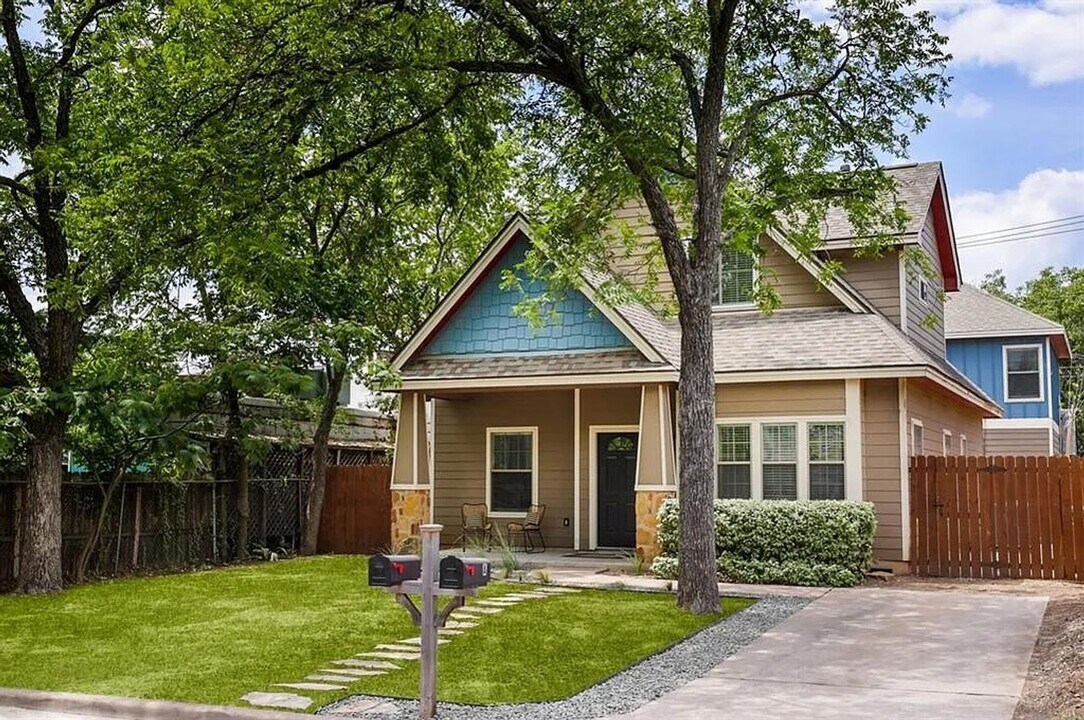 10515 N Mopac Expy in Austin, TX - Building Photo