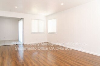 10095 Nebula Way in Sacramento, CA - Building Photo - Building Photo