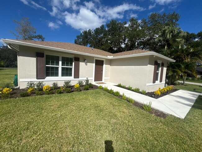 12538 Pineacre Ln in Wellington, FL - Building Photo - Building Photo